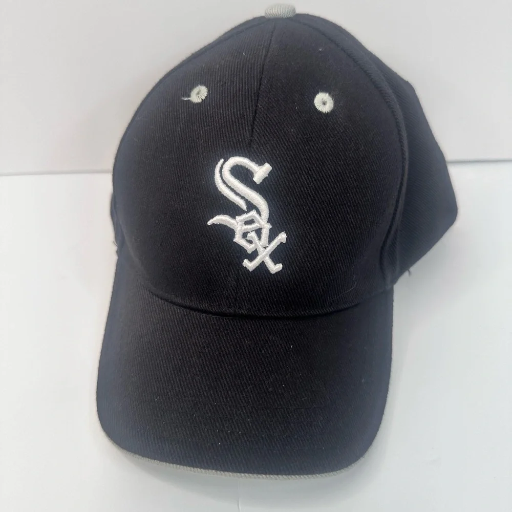 White Sox Black Baseball Cap with White Logo (kids)